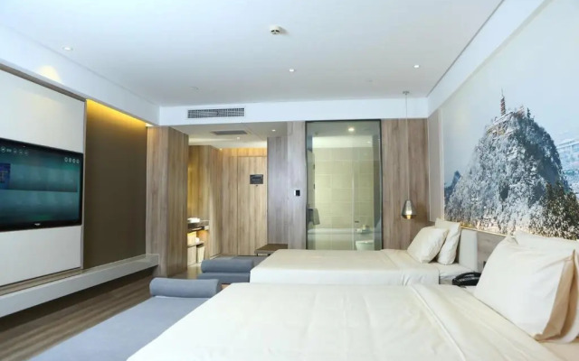Atour Hotel Nantong Zhongcheng