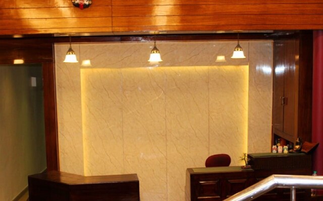Goroomgo Hidden Chalet Mall Road Nainital