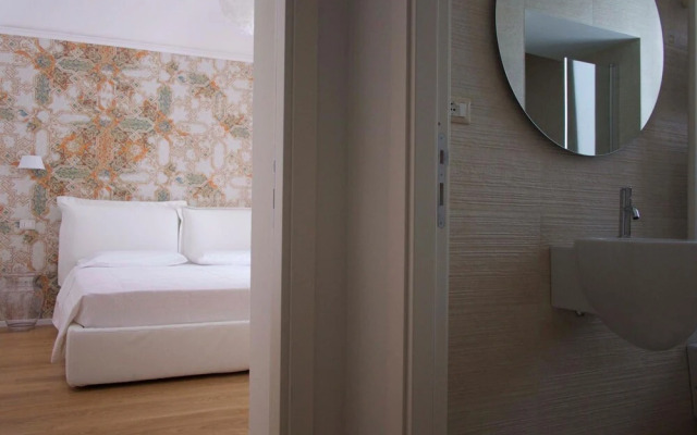 Stella CasaBono (B&B)