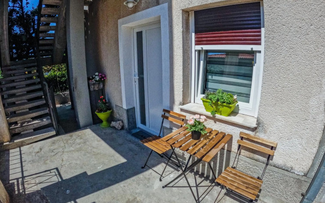 Deluxe Apartments "Nona Fa"