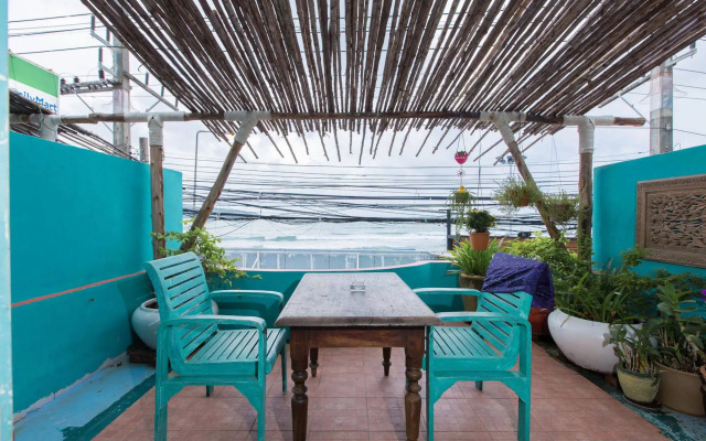 Barefoot Hotel Kalim Beach Front