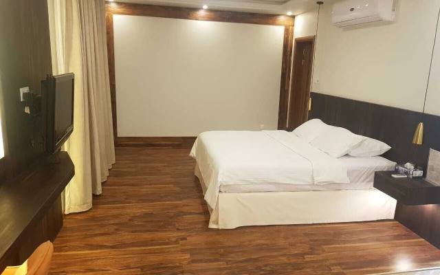 Julphar Hotel