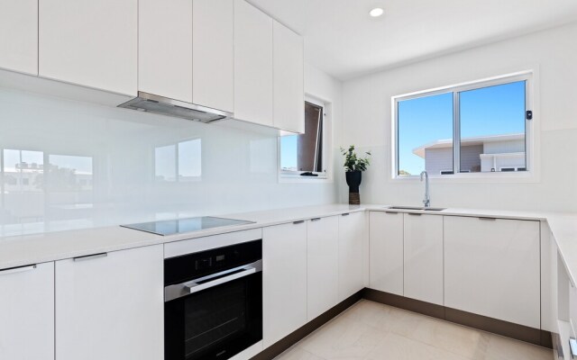 Allura Coolum Beach