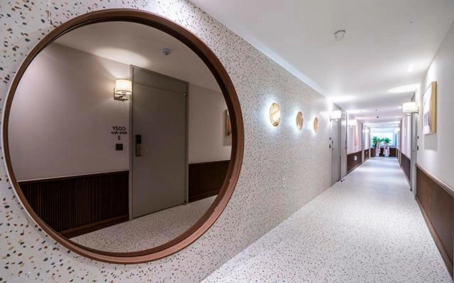 Button Hotel