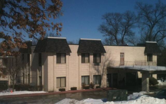 Chateau Royale Inn