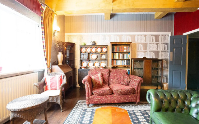 Clachan Cottage Hotel