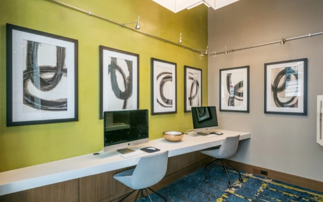 Bluebird Suites near Chevy Chase