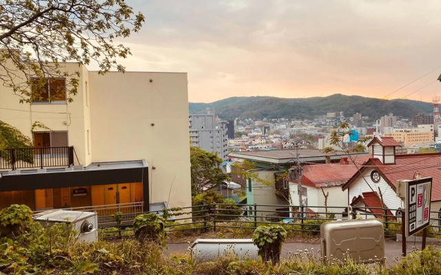 UCHI Living Stay Otaru Suitengu