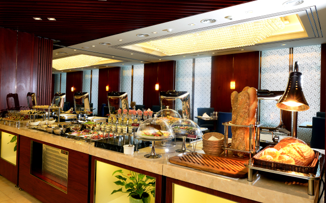 Kempinski Hotel Khan Palace