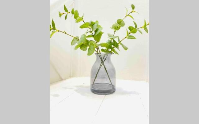 Avril Apartments by CityNest1