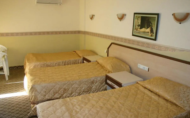 Kleopatra Saray Hotel