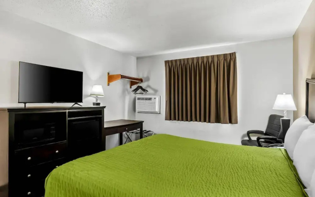 Crystal Inn Hotel - Suites