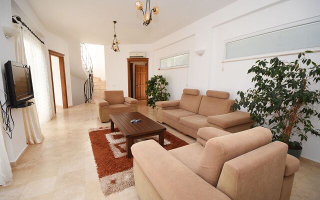 KAL1400 Villa Badem 3 Bedrooms