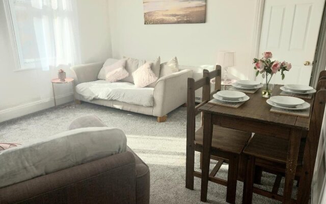 Remarkable 2-bed Apartment in Morpeth