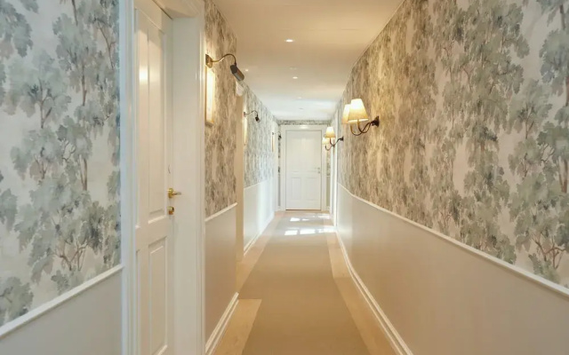 Henrik's Hotel