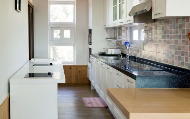 Hong Hong Guesthouse - Hostel