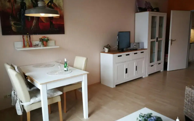 Lovely Holiday Home in Fehmarn With Balcony