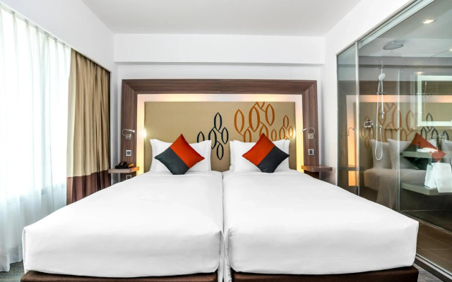 Hilton Garden Inn Bangkok Silom