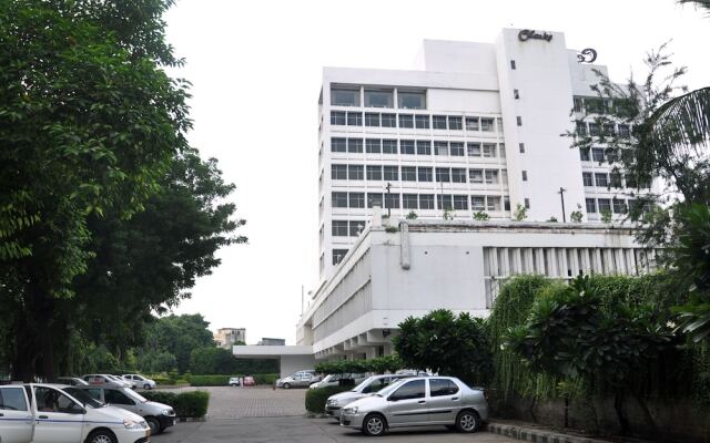 Hotel Clarks Avadh
