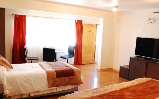 Vitrali Suite