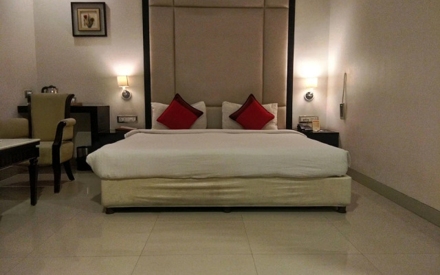 Landmark Hotel