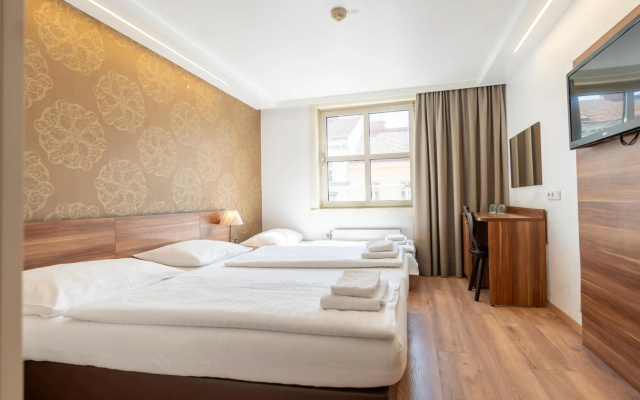 Hotel Enziana Wien - Image 3