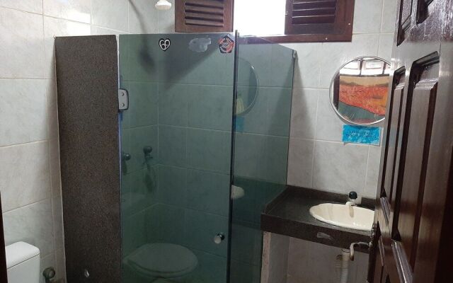 Macaco Surf Hostel