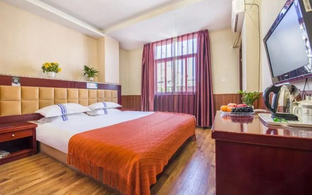 Donghao Hotel (Xichang tourism distribution center store)