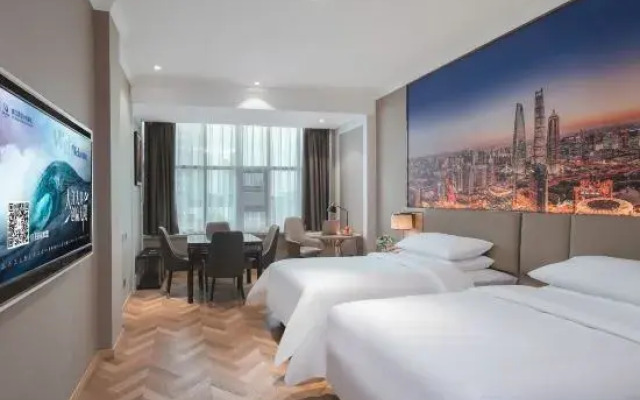 Vienna Hotel (Wanghai West Road, Dongtai)