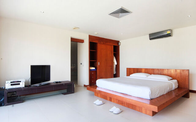 Baan Napoli Luxury Villa