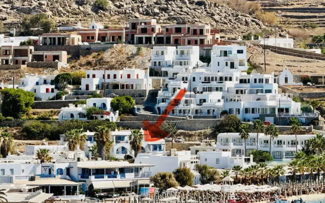 Stylish 2 Bd Escape Apt at Ornos Beach