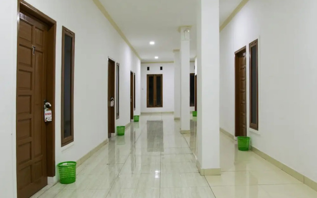 Hotel O Pa Baeng Baeng Near Rumah Sakit Faisal Formerly Guest House Cahaya 7296