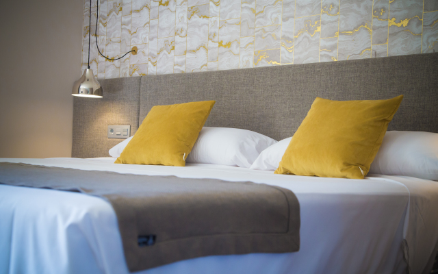 Ona Marbella Inn