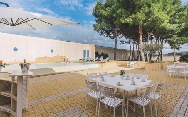 CASALE DOME' 14&2, Emma Villas