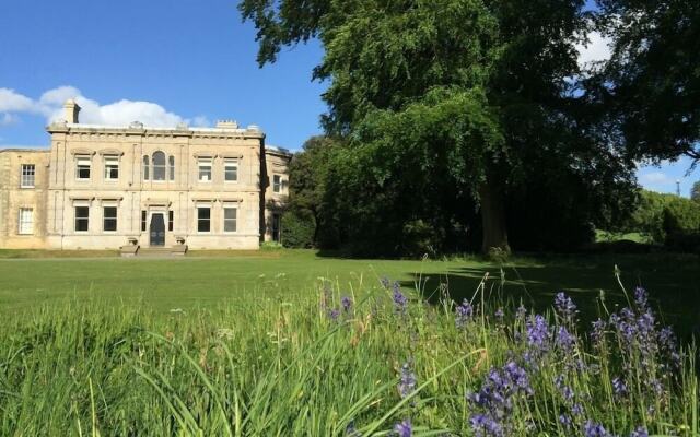 Cleatham Hall