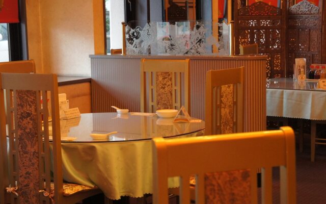 Hotel Platon