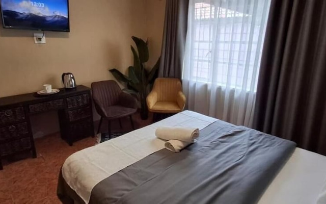 Neema Lodge