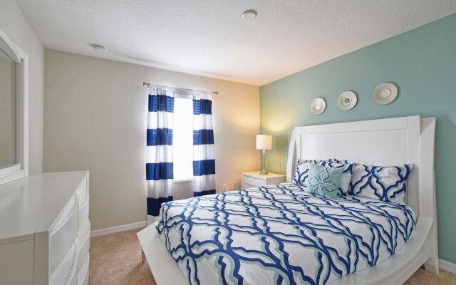 Storey Lake 4 Bedroom Townhome w Splashpool - 1618ST