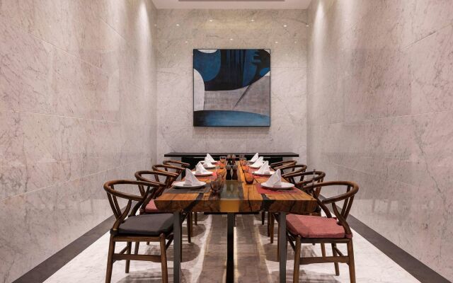 Novotel Suites Shanghai Hongqiao Hotel