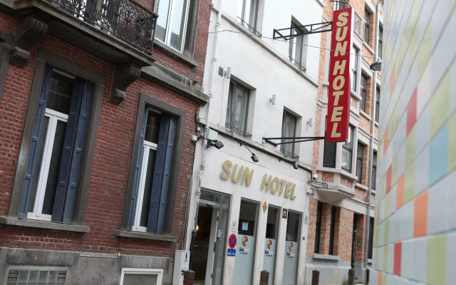 Sun Hotel
