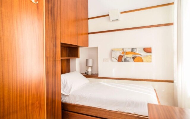 Fiori Chiari - 1888 - Milan - Hld 34430