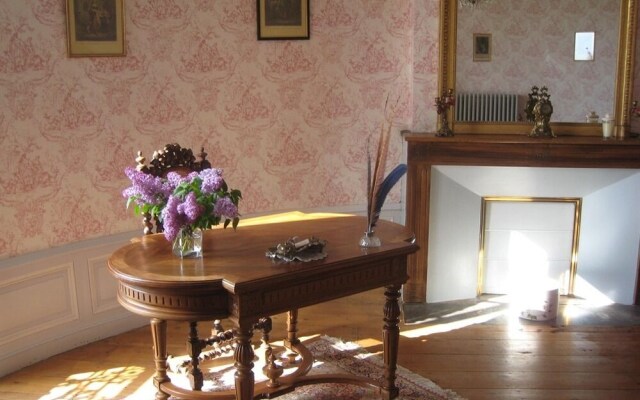 Chateau De Puyrigaud