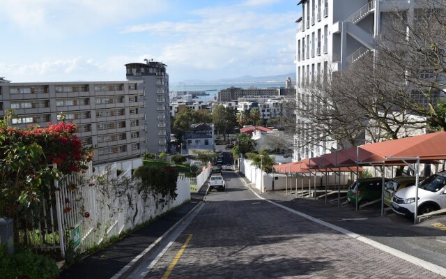 2 Bedroom Apartment With Waterfront Views