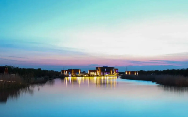 Lakeside Fishing Lodges