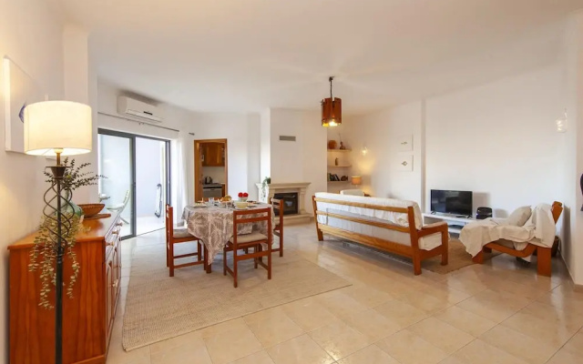 B40 - Levante 2 Bedroom Apartment in Lagos