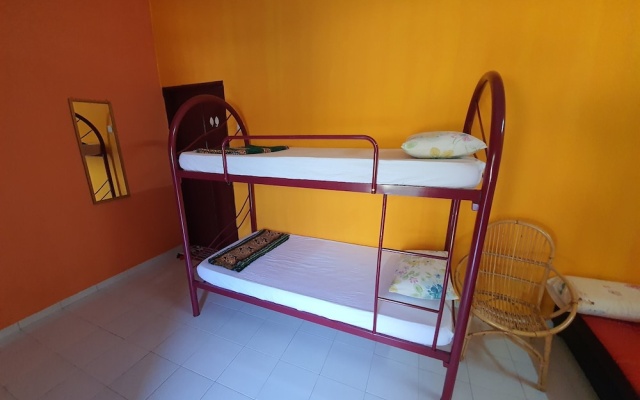 SPOT ON 89906 Kendong Village Resort – Guest Rooms – Alor Gajah