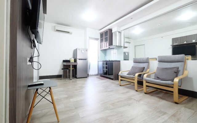 Spacious Apartment at Green Bay Pluit