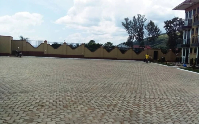 Golden View Hotel Ibanda
