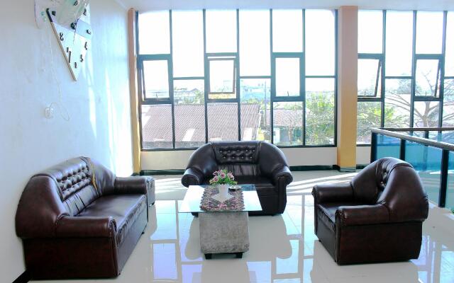OYO 783 Grand Mentari Guest House