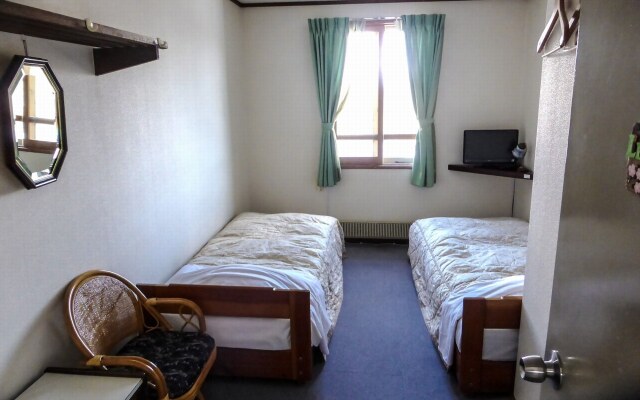 Kurumayama Kogen Guesthouse Urara